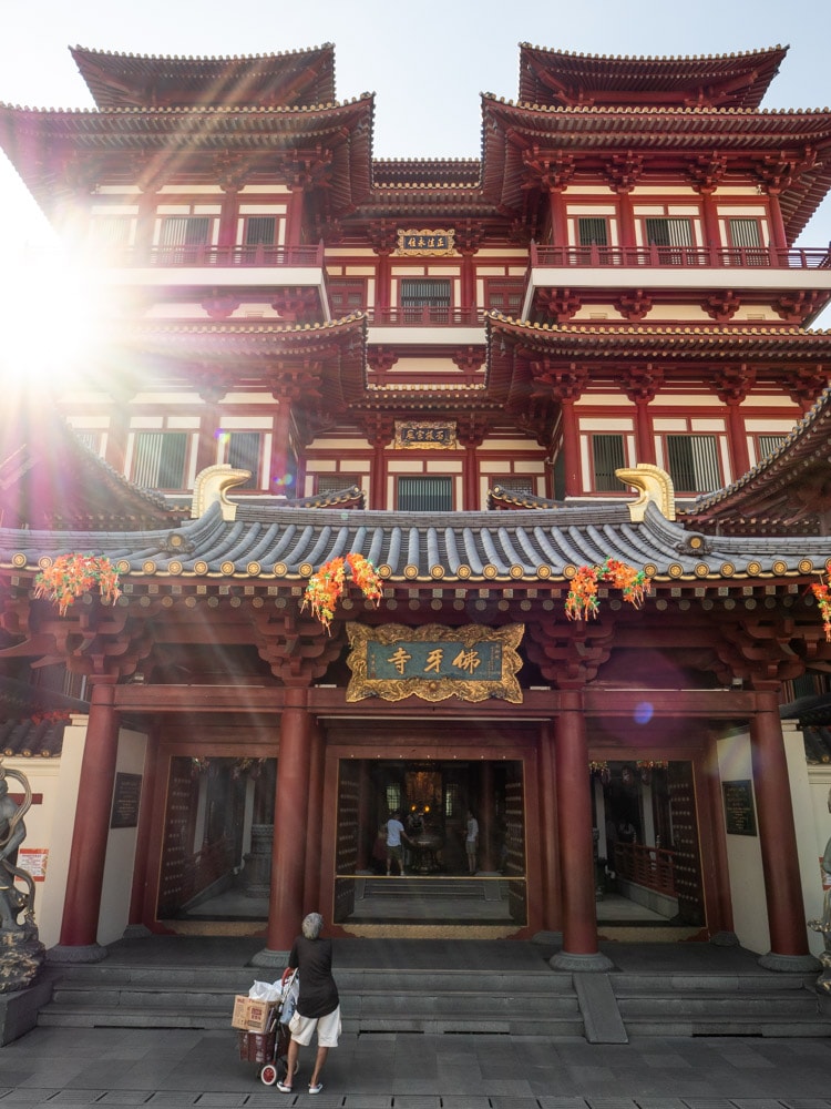 Buddha Tooth Relic Temple in Singapore